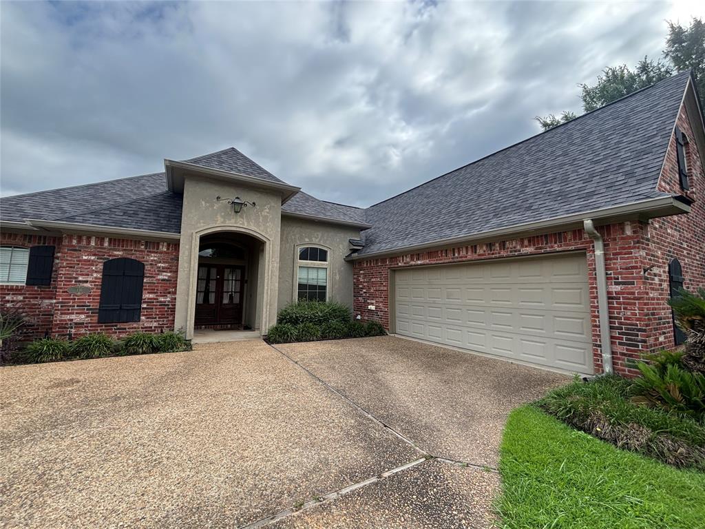 136 Captain Hm Shreve Boulevard Property Photo 1