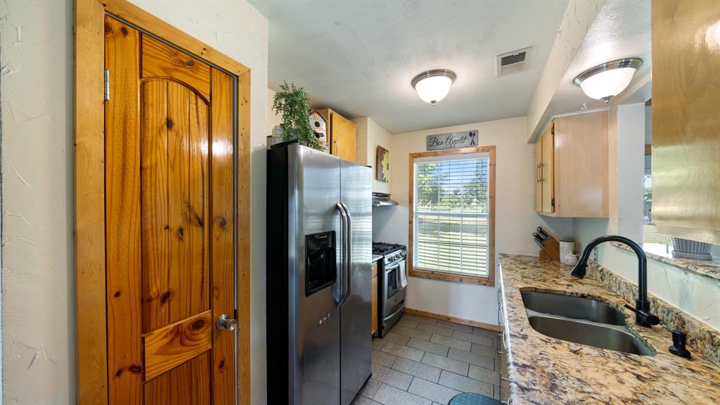 29080 State Highway 19 Property Photo 12