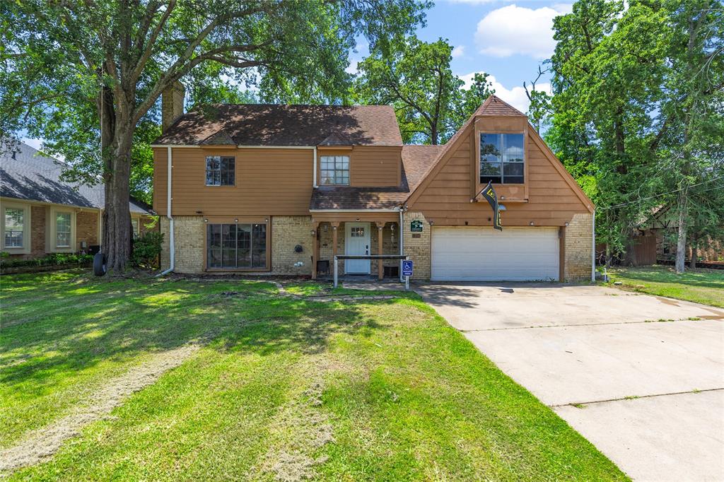 1304 Azalea Drive Property Photo 1