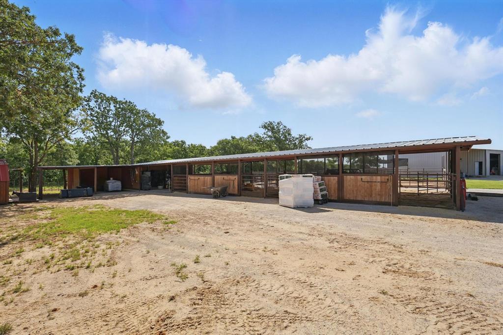 19281 Fm 2127 Property Photo 21