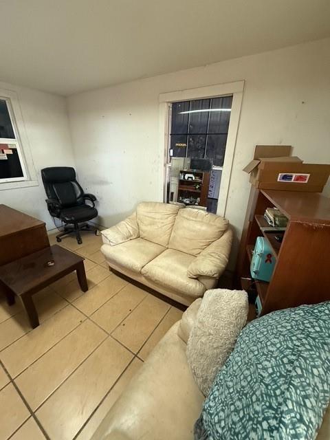 3806 S Buckner Boulevard Property Photo 6