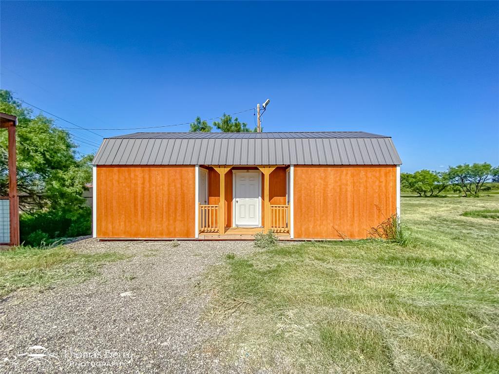1865 Fm-540 Property Photo 4