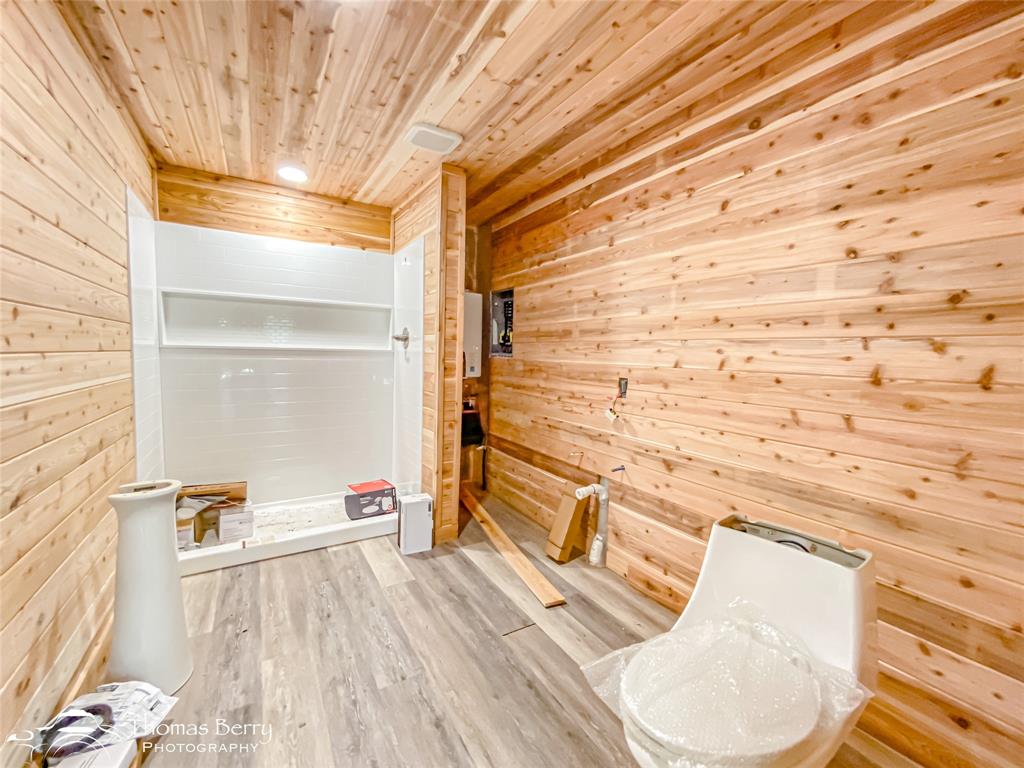 1865 Fm-540 Property Photo 19