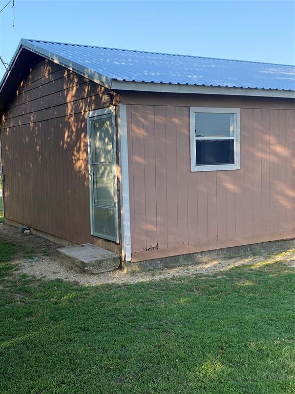 209 6th Street Property Photo 3