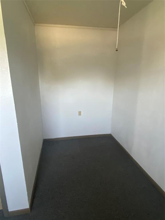 209 6th Street Property Photo 8