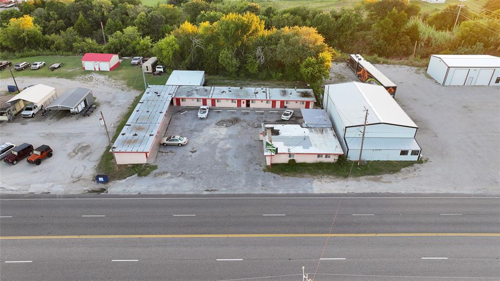 1408 E Wise Street Property Photo 8