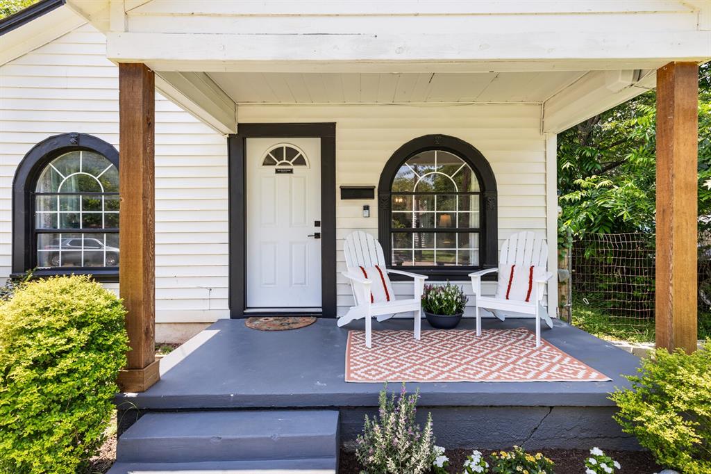 1204 Maxfield Street Property Photo 1