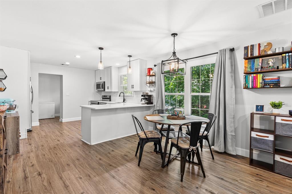 1204 Maxfield Street Property Photo 7