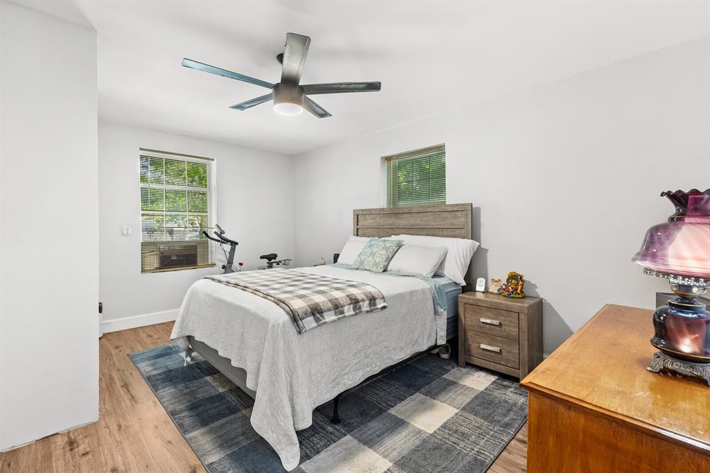 1204 Maxfield Street Property Photo 12