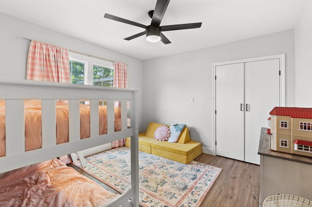 1204 Maxfield Street Property Photo 17