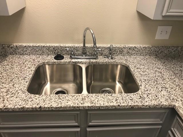 4025 Ovid Avenue Property Photo 4