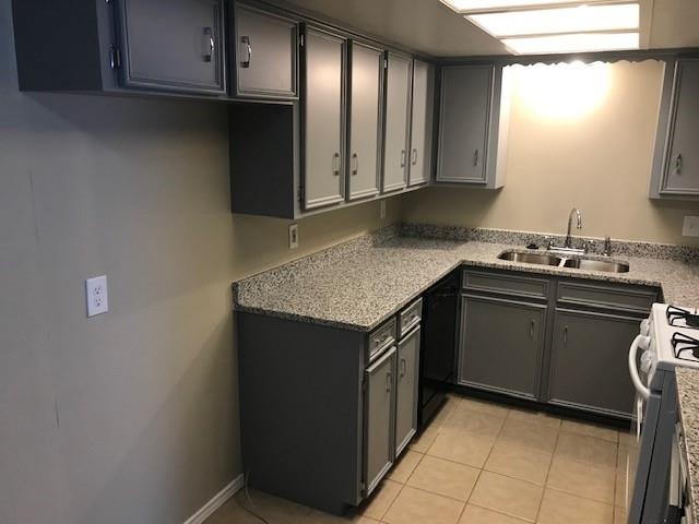 4025 Ovid Avenue Property Photo 6
