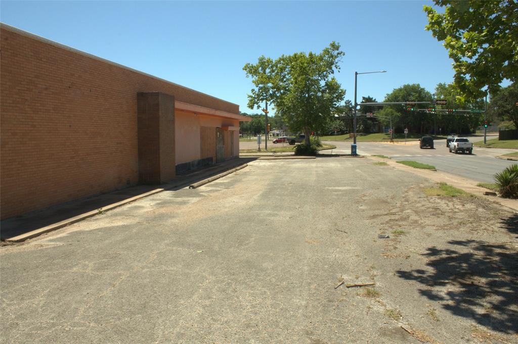 1901 N 25th Street Property Photo 3