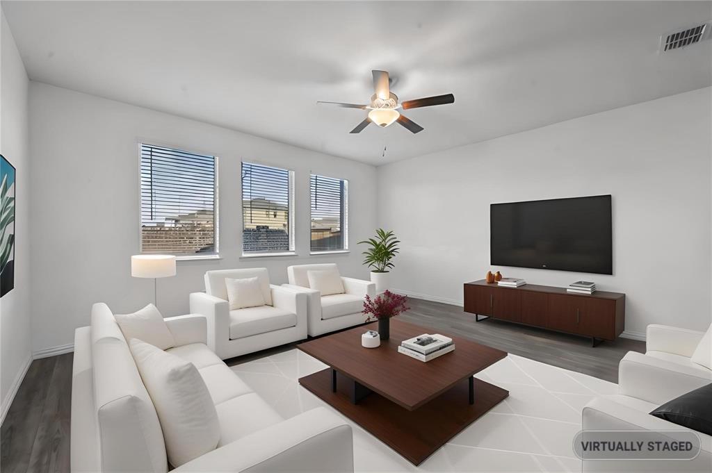 5025 Salinger Drive Property Photo 3