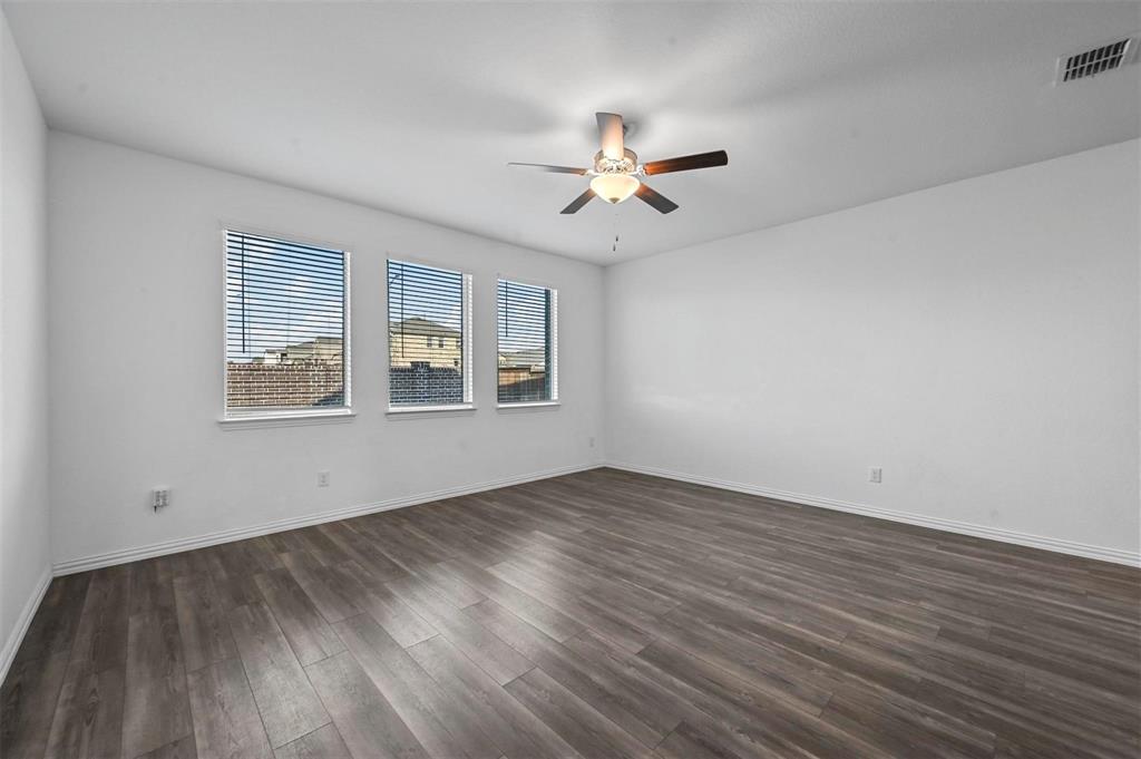 5025 Salinger Drive Property Photo 6