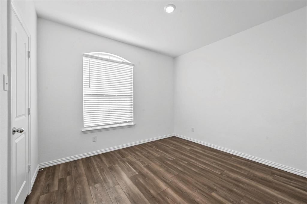 5025 Salinger Drive Property Photo 15
