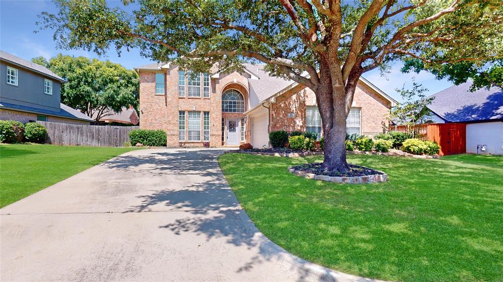 14 E Hillside Place Property Photo 1