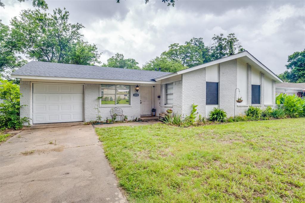2850 Linhaven Drive Property Photo 1