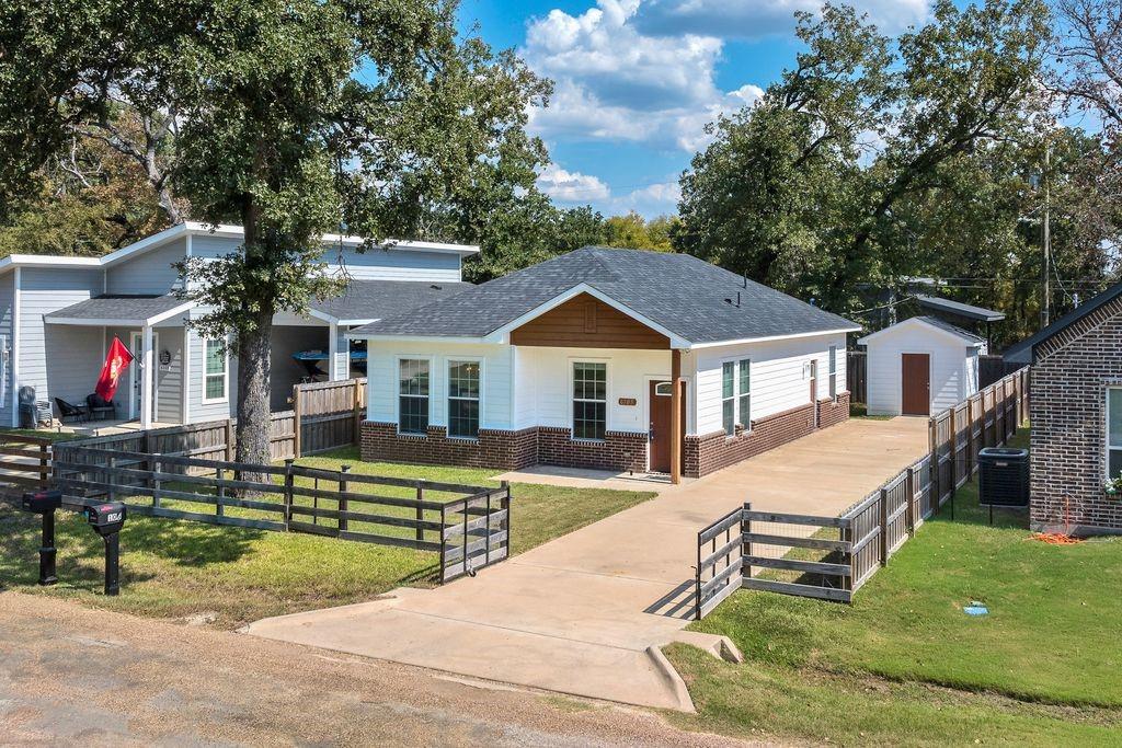 6105 Chickasaw Drive Property Photo 1
