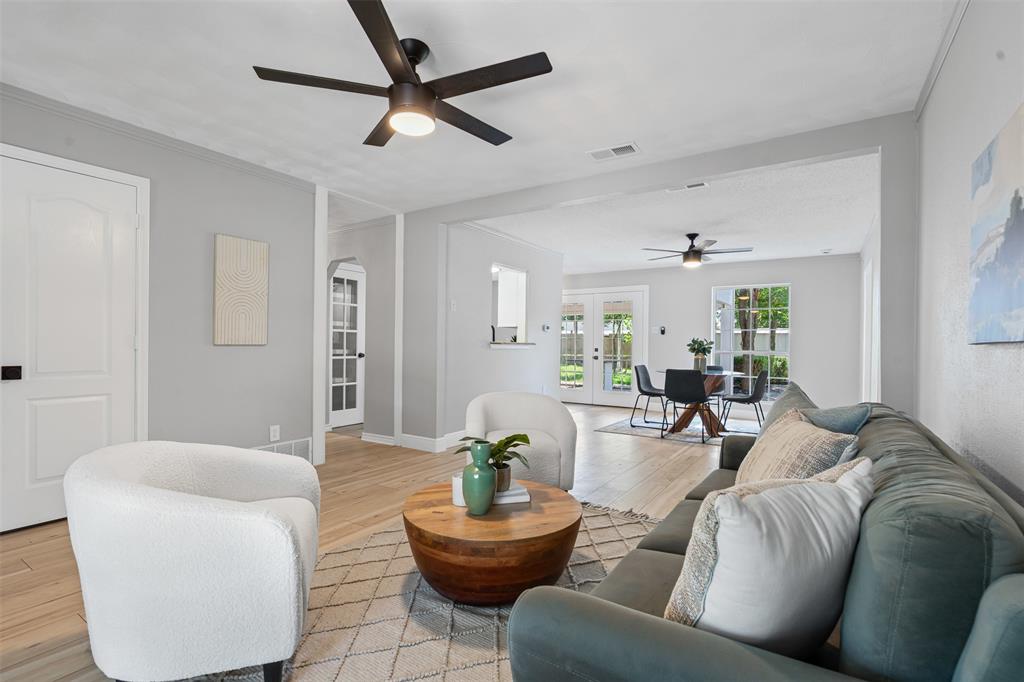 309 Island Drive Property Photo 1
