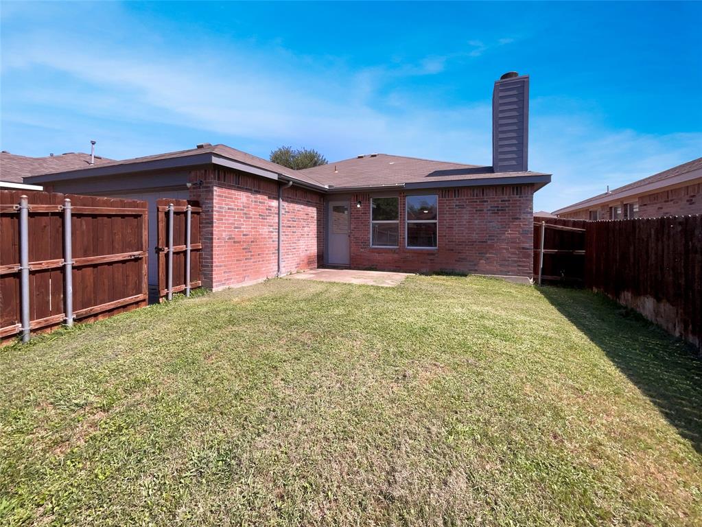 2428 Marimont Lane Property Photo 8