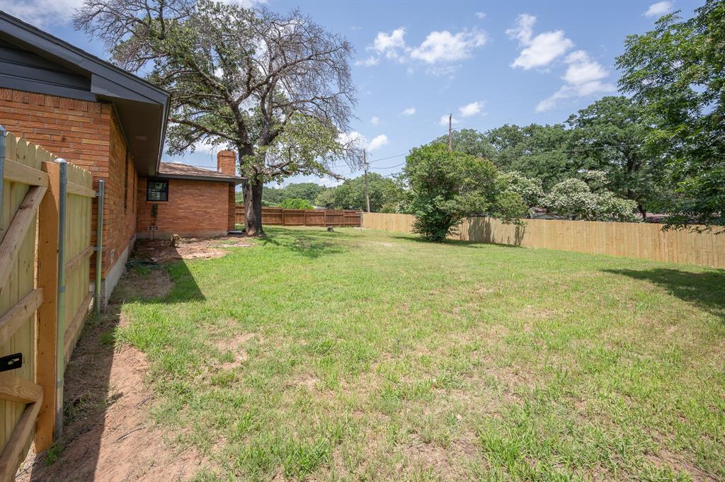 820 Vickie Drive Property Photo 36
