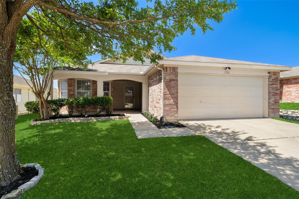 1722 Chestnut Street Property Photo 4