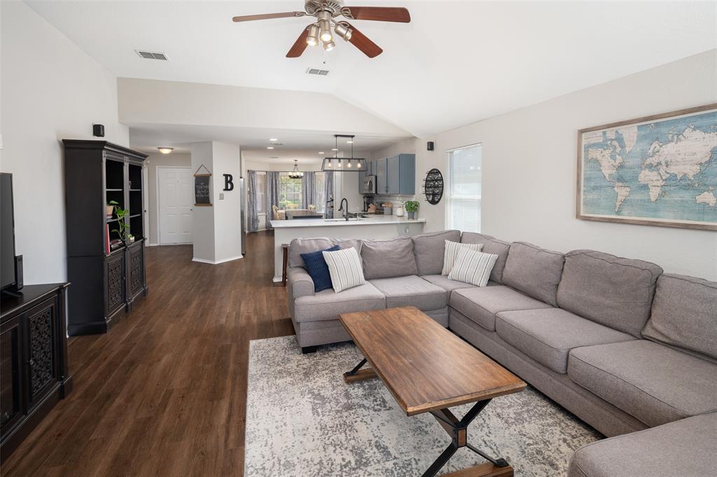 1722 Chestnut Street Property Photo 15