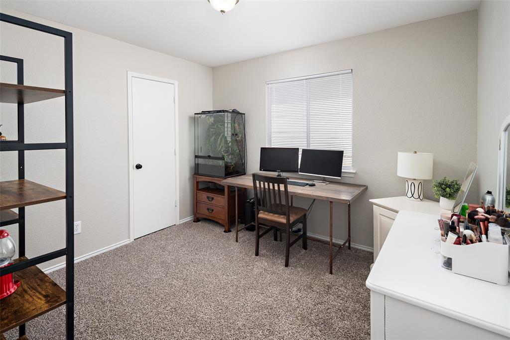1722 Chestnut Street Property Photo 21