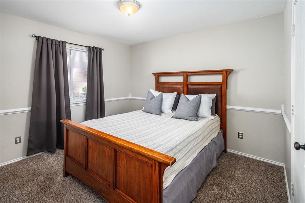 1722 Chestnut Street Property Photo 22
