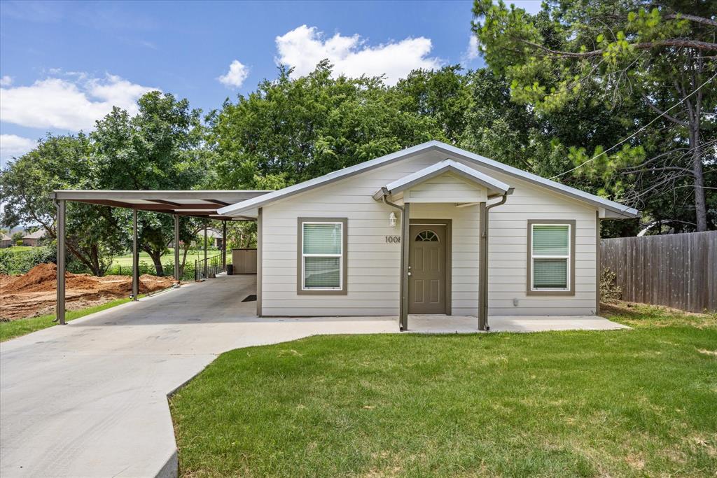 1008 Mustang Trail Property Photo 1