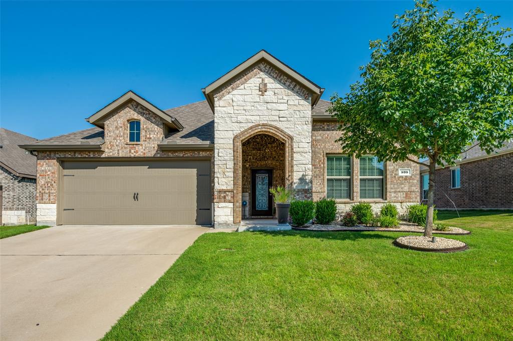 595 Yucca Court Property Photo 1