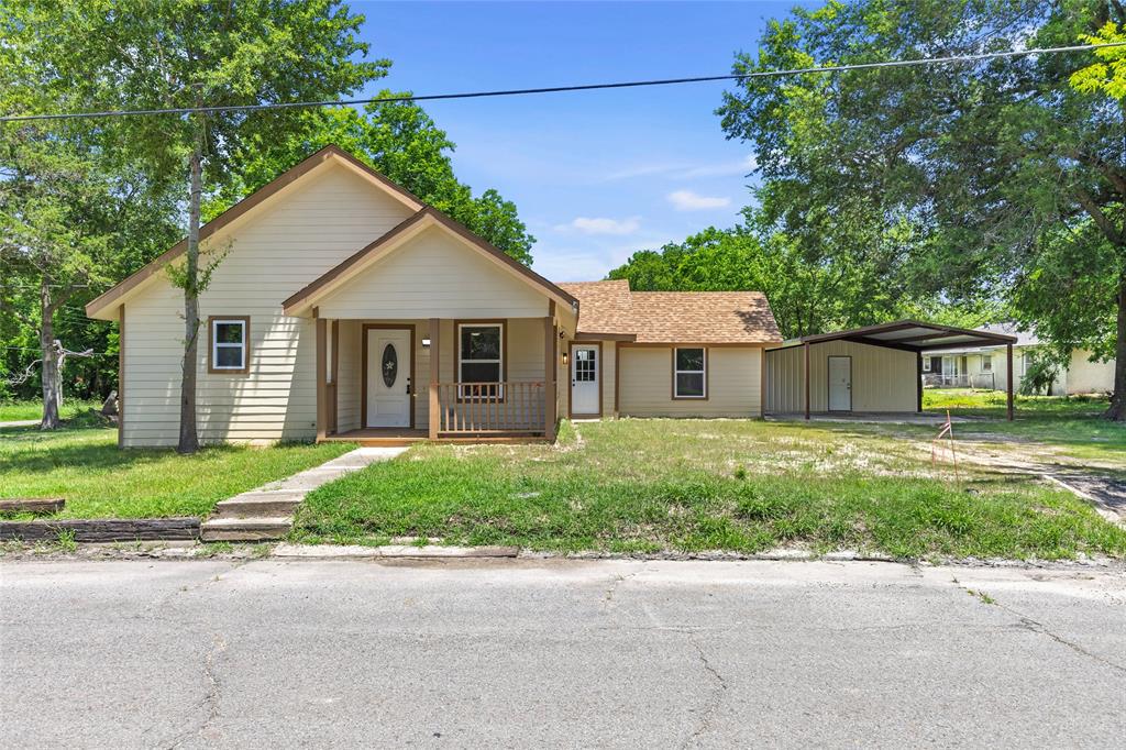 211 7th Street Property Photo 1