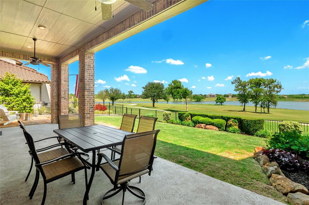 1400 Lakeside Drive Property Photo 2