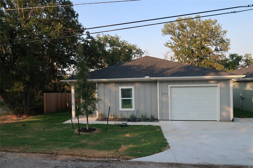 805 Branding Iron Trail Property Photo 1