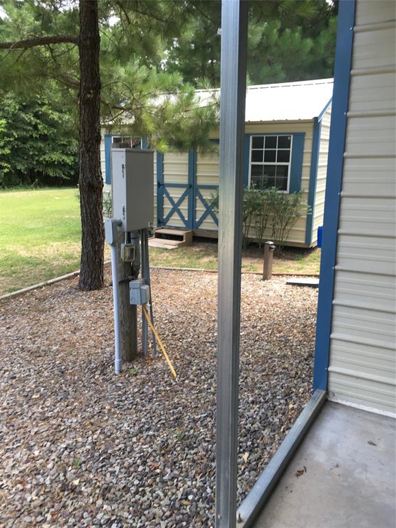 225 County Road 2157 Property Photo 37