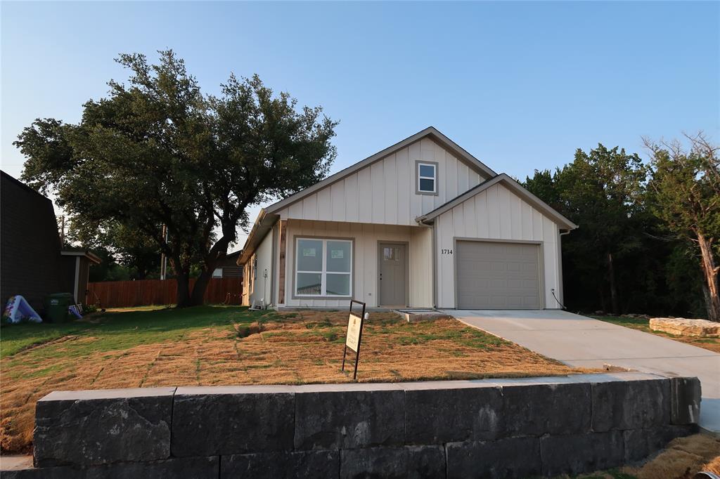 1714 Broken Bow Road Property Photo 1