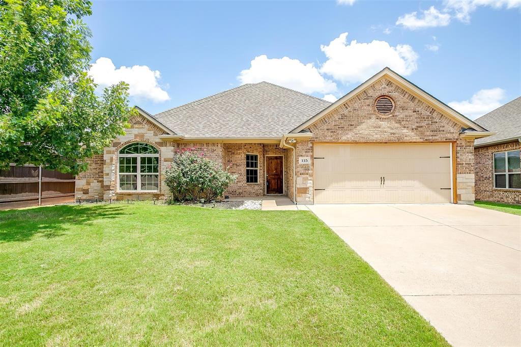 115 Donna Circle Property Photo 1