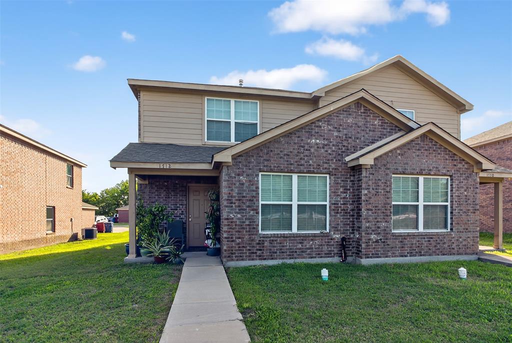1712 S Waco Street Property Photo 1