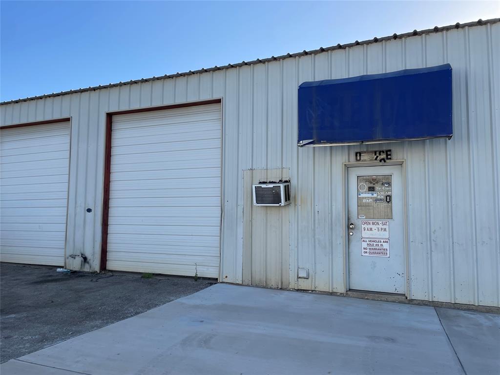 6413 Nine Mile Bridge Road Property Photo 3