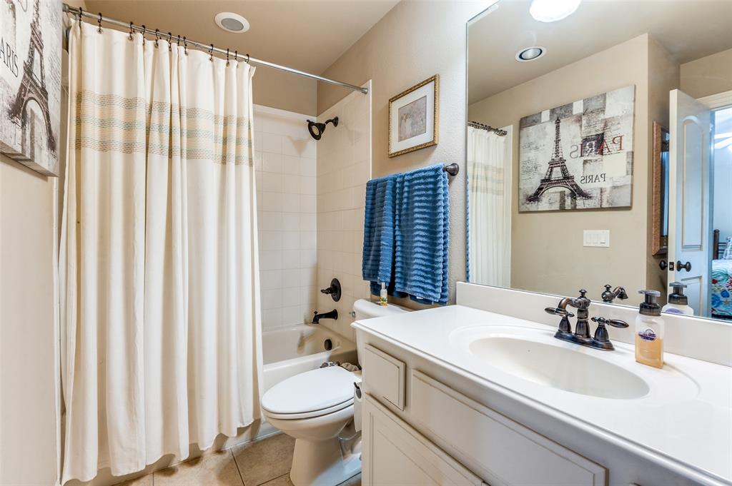 1916 Surrey Lane Property Photo 26