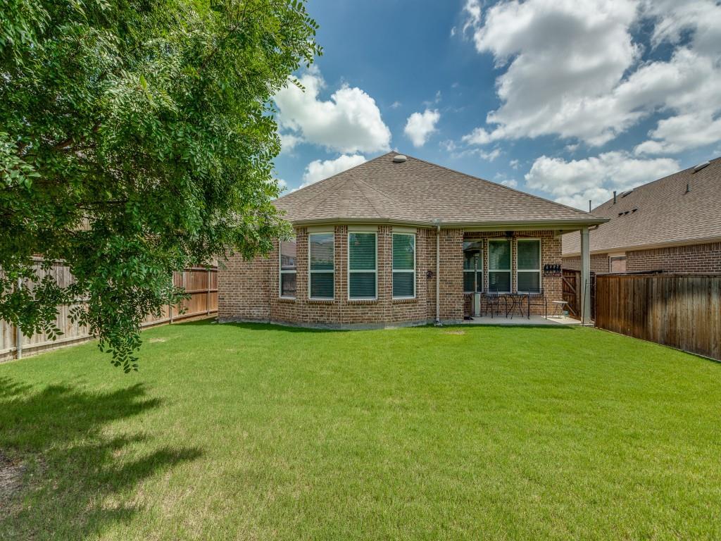 2841 Barnsley Drive Property Photo 21