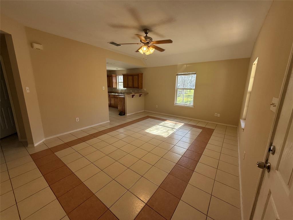 900 Reese Lane Property Photo 3