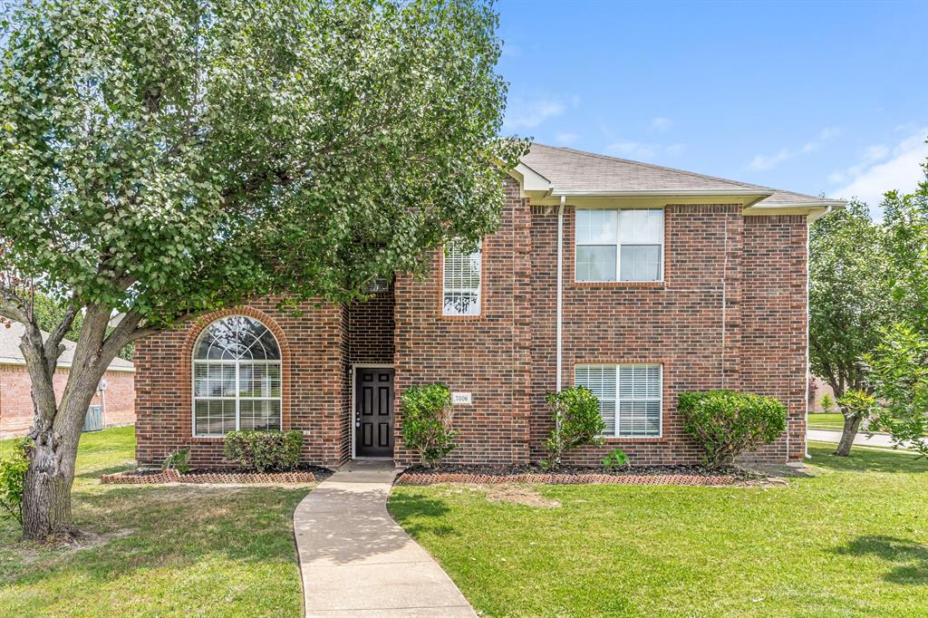 7006 Cottonwood Circle Property Photo 1