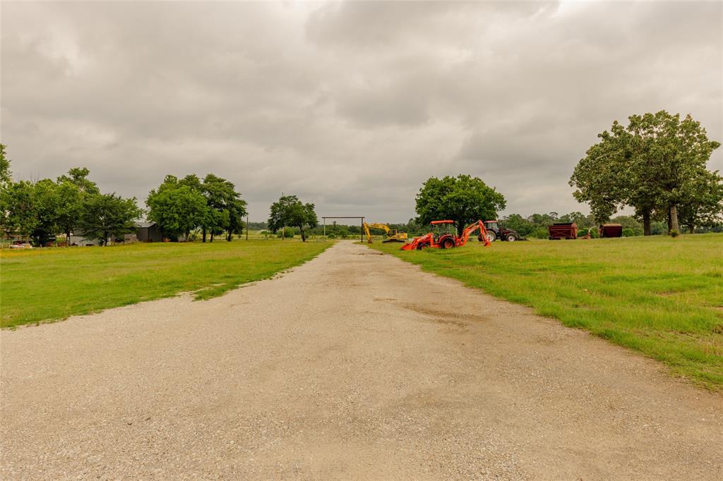 1208 E Broadway Street Property Photo 6