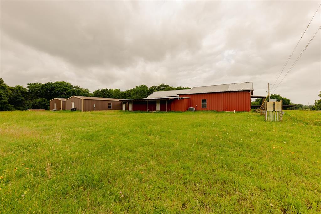 1208 E Broadway Street Property Photo 13