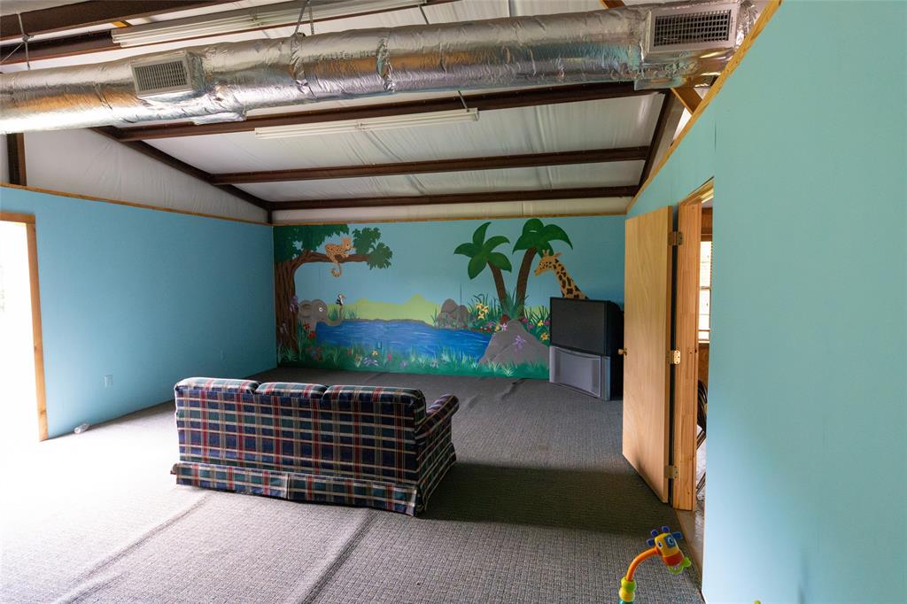 1208 E Broadway Street Property Photo 29
