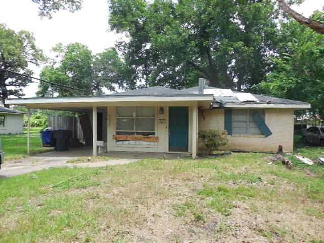 841 Huntington Lane Property Photo 1