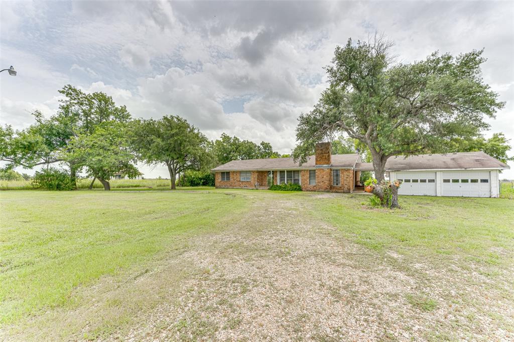 3057 Fm 1181 Property Photo 1
