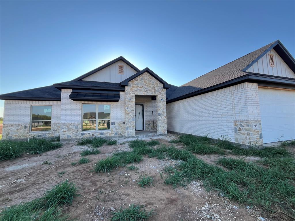 213 Jimmy Lane Property Photo 1